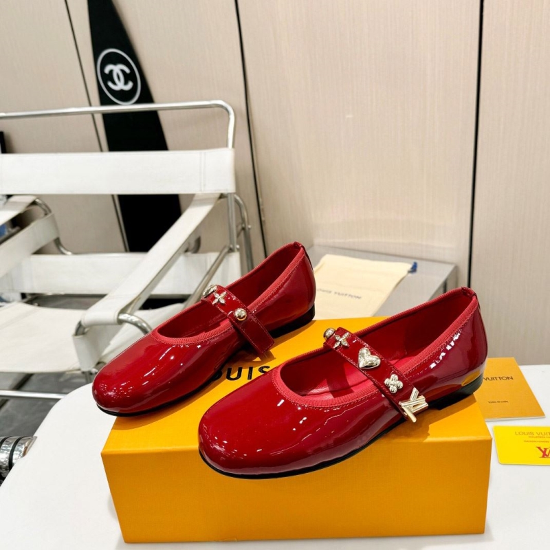 LV flat shoes